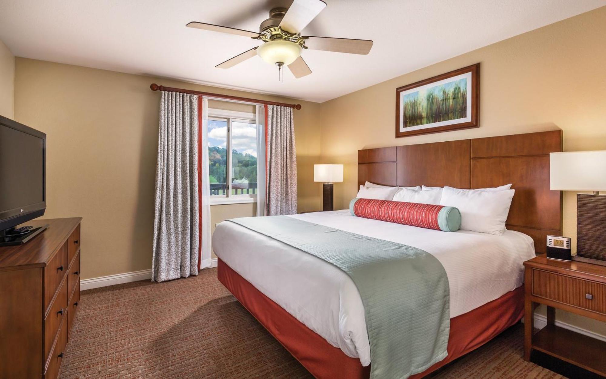 Two-Bedroom Suite,664328283:JPEG