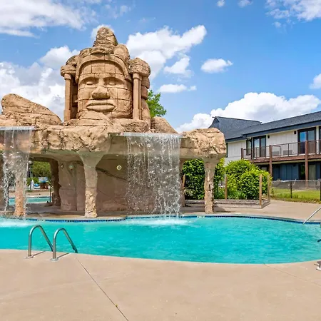 Polynesian Hotel & Suites-2